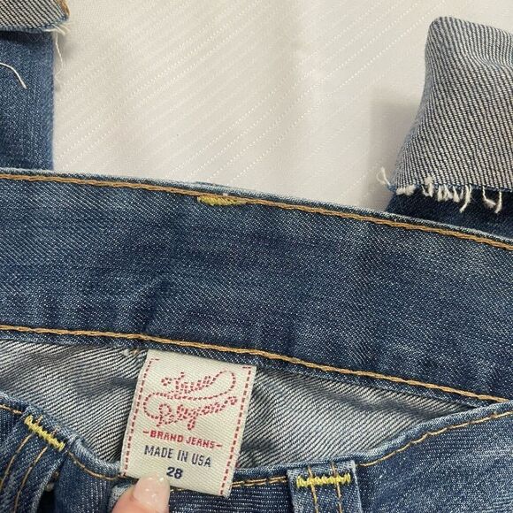 True Religion Destroyed Cut Off Y2K Denim Capri Cropped Shorts Size 28 - Picture 2 of 10